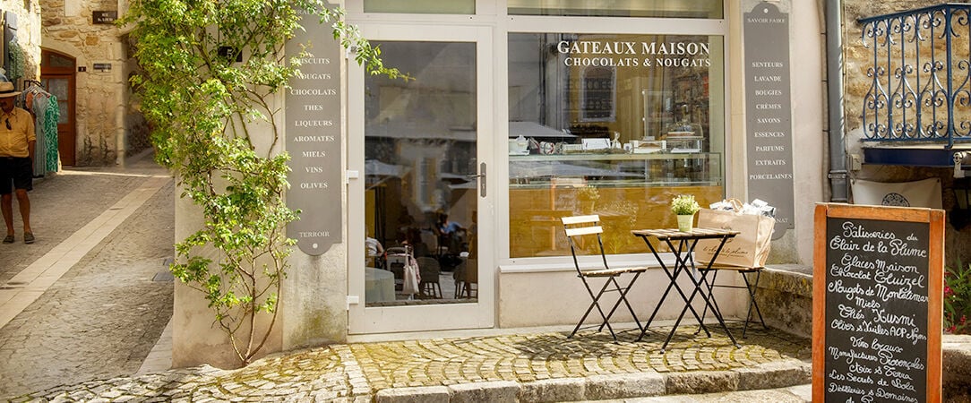 Clair de la Plume ★★★★ - Romance and gastronomy in a perfect Provençal setting. - Drôme, France