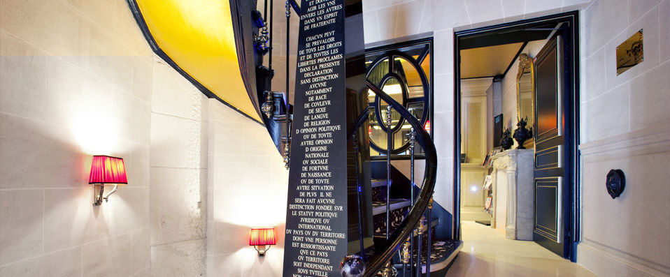 Champs Elysées Mac Mahon ★★★★★ - Large rooms and Empire-style luxury, all within sight of the Arc de Triomphe. - Paris, France