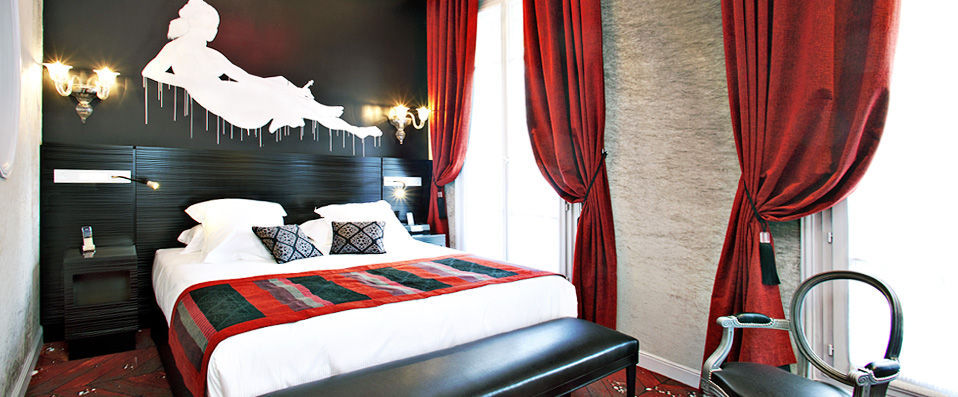 Champs Elysées Mac Mahon ★★★★★ - Large rooms and Empire-style luxury, all within sight of the Arc de Triomphe. - Paris, France