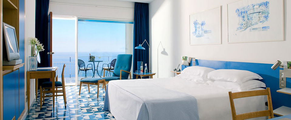 Parco dei Principi ★★★★★ - Sixties design splendour and luxury services overlooking the blue of the Bay of Naples. - Sorrento, Italy