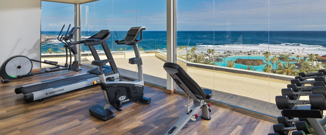 H10 Tenerife Playa ★★★★ - Douceur îlienne depuis cette adresse face à la mer. - Tenerife, Espagne