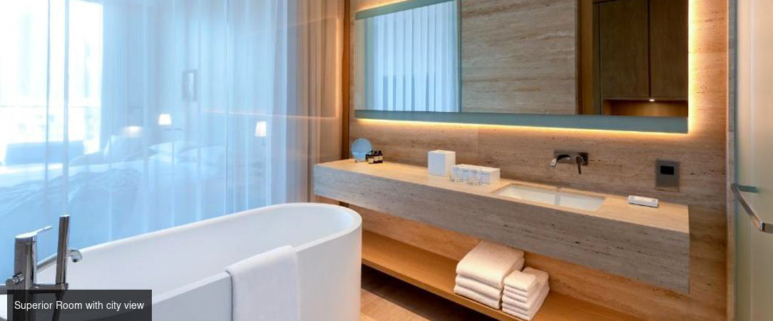 The Dubai EDITION ★★★★★ - Dive into the high luxury and class of Dubai. - Dubai, United Arab Emirates