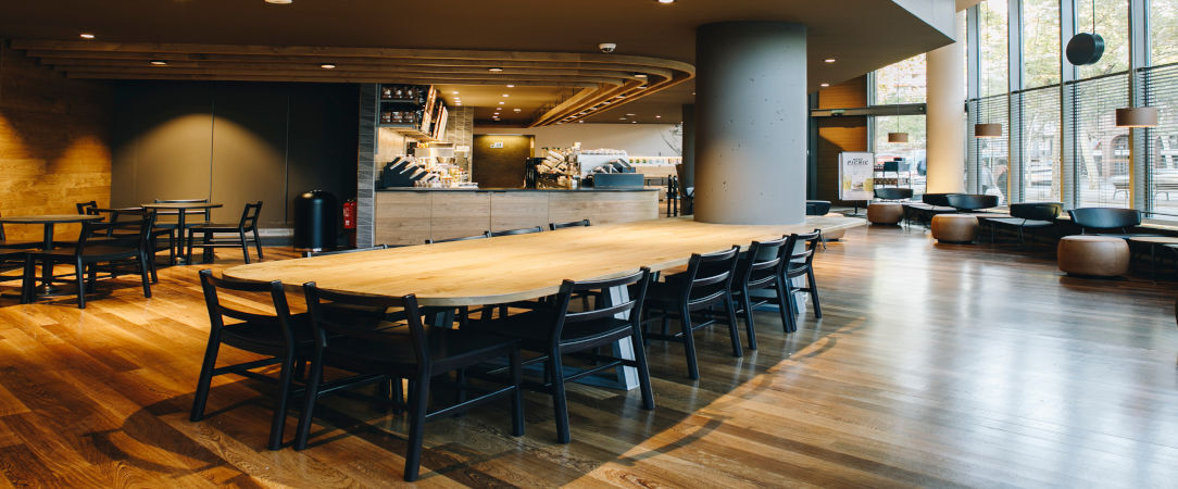 B Hotel - B-smart and book into one of Barcelona’s trendiest hotels. - Barcelona, Spain