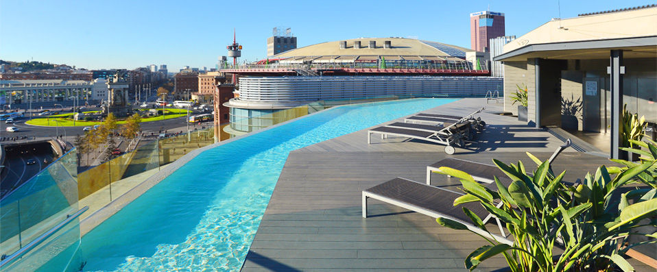 B Hotel - B-smart and book into one of Barcelona’s trendiest hotels. - Barcelona, Spain