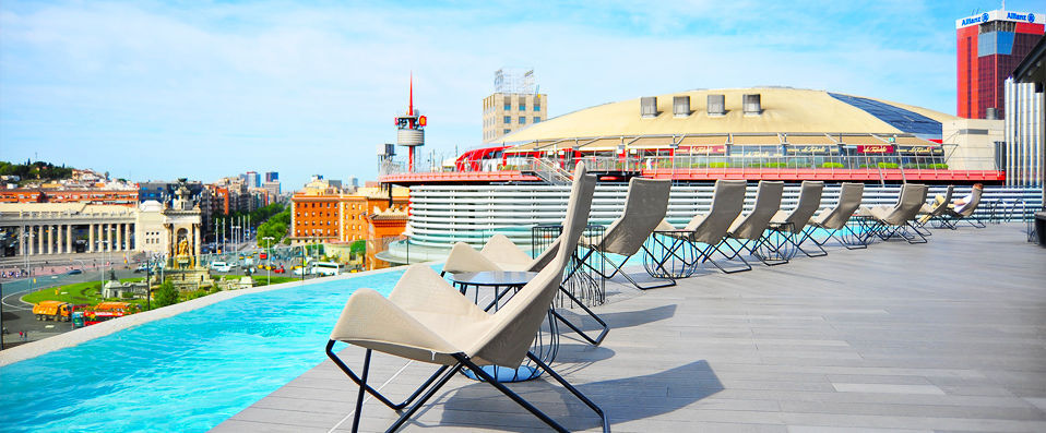 B Hotel - B-smart and book into one of Barcelona’s trendiest hotels. - Barcelona, Spain