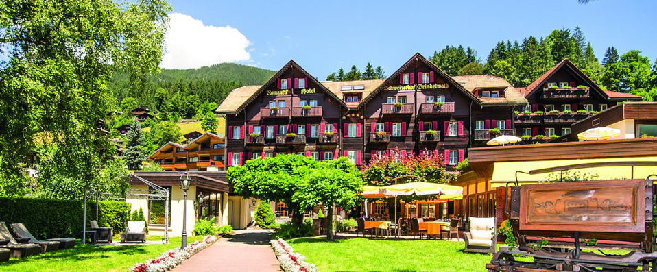 Romantik Hotel Schweizerhof ★★★★★ - Last Minute - In the very heart of green Grindelwald - Canton of Bern, Switzerland