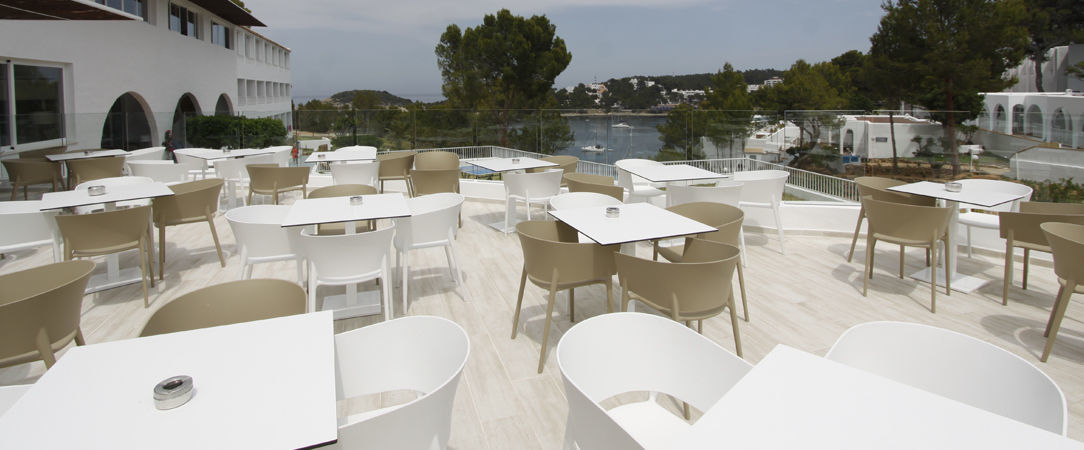 Portinatx Beach Club Hotel ★★★★ - Une adresse à l’image de l’île blanche. - Ibiza, Espagne