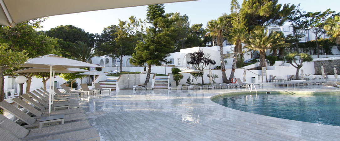 Portinatx Beach Club Hotel ★★★★ - Une adresse à l’image de l’île blanche. - Ibiza, Espagne