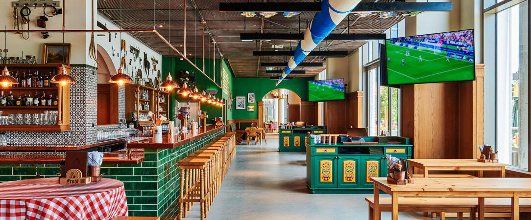 25hours Hotel One Central ★★★★★ - Dubai luxury from an urban nomad’s paradise. - Dubai, United Arab Emirates