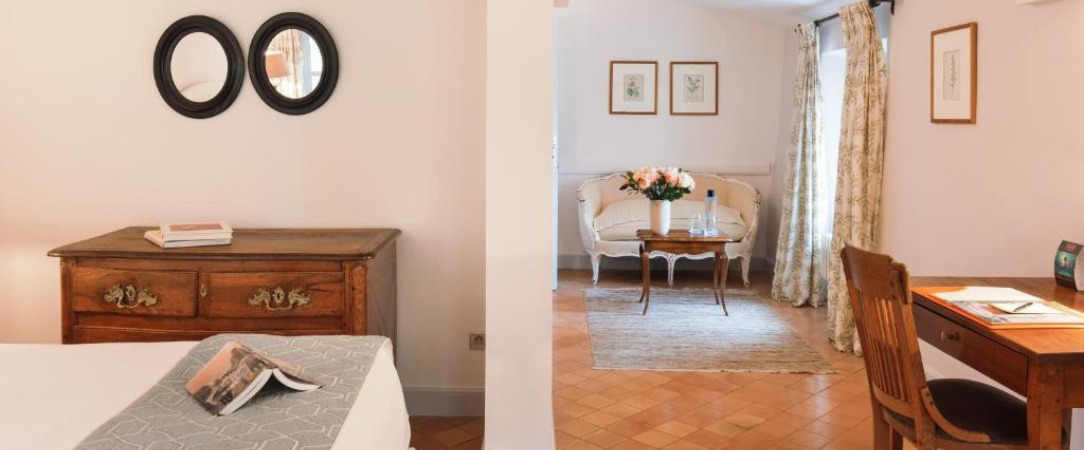 Hostellerie de l'Abbaye de la Celle ★★★★★ - Peace and Conviviality in the house of Alain Ducasse. - Provence, France