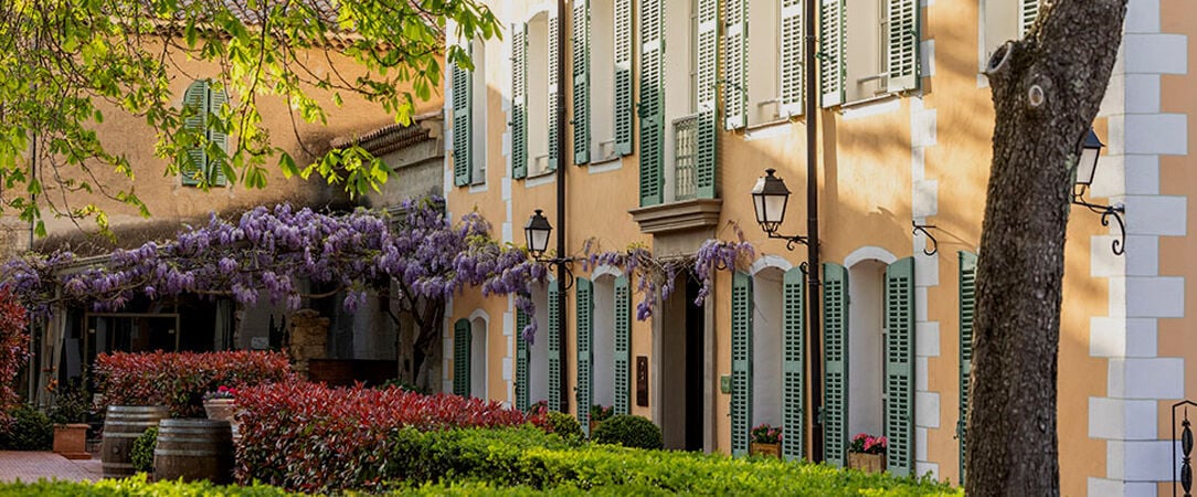 Hostellerie de l'Abbaye de la Celle ★★★★★ - Peace and Conviviality in the house of Alain Ducasse. - Provence, France