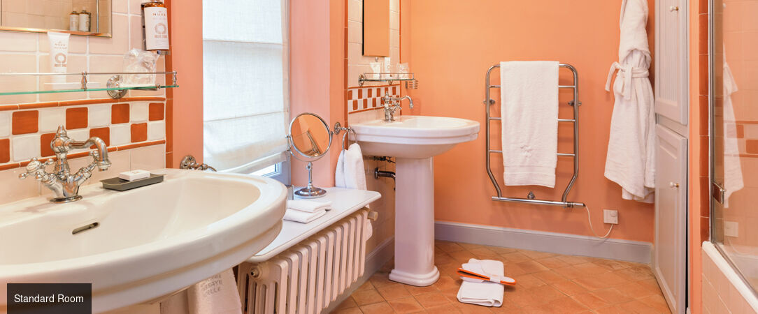 Hostellerie de l'Abbaye de la Celle ★★★★★ - Peace and Conviviality in the house of Alain Ducasse. - Provence, France