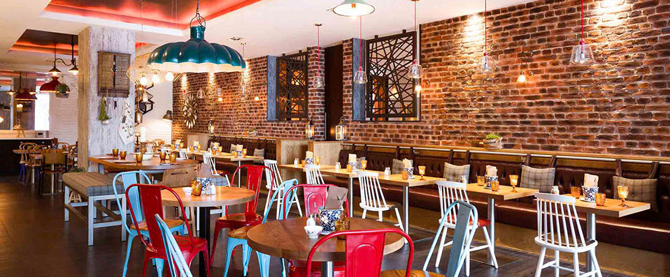 Novotel London Tower Bridge ★★★★ - Last Minute - A chic hotel at the heart of east London. - London, United Kingdom