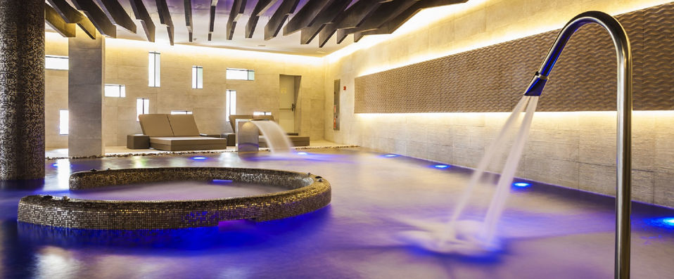 hôtel Mystère ★★★★★ - Adresse 5 étoiles face à la mer sur l’île de Majorque. Demi-pension offerte ! - Palma de Majorque, Espagne