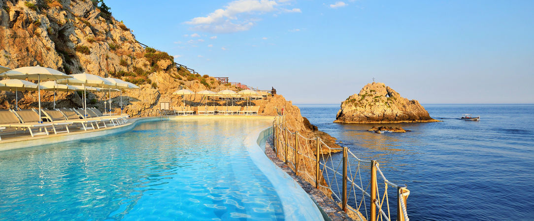 UNAHOTELS Capotaormina ★★★★ - Overlooking Mt Etna along the Sicilian coast. - Sicily, Italy