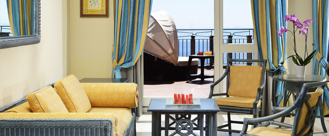 UNAHOTELS Capotaormina ★★★★ - Adresse d’exception aux vues extraordinaires sur l’Etna et la Méditerranée. - Sicile, Italie