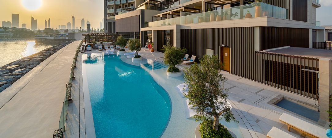 Hyatt Centric Jumeirah Dubai ★★★★★ - Le dernier né du groupe Hyatt dans le quartier prisé La Mer Beach. - Dubai, United Arab Emirates