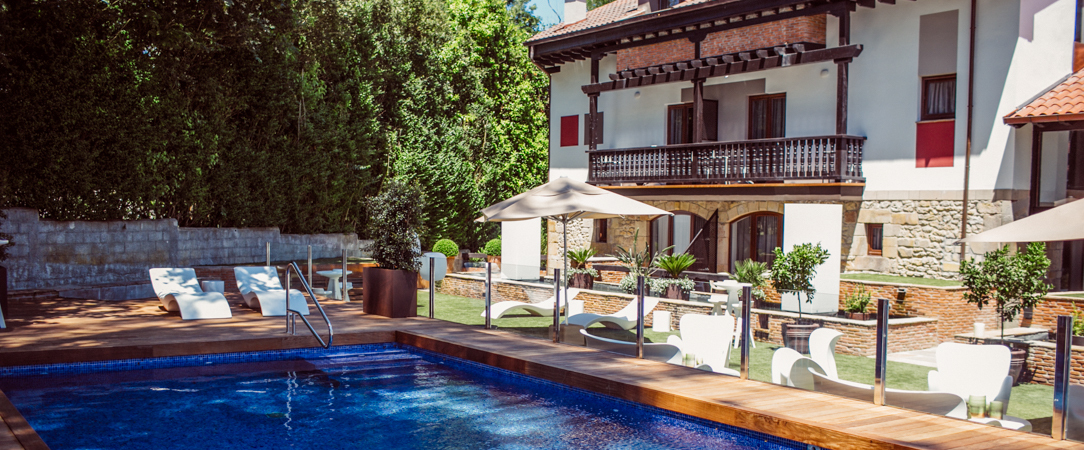 Hotel Cuevas ★★★★ - Adults Only 18+ - Romantic escape to the medieval town of Santillana del Mar. - Santillana del Mar, Spain