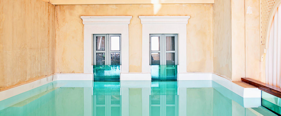 La Maltese Estate Villa ★★★★★ - Par Marine Gonindard, correspondante de VeryChic - Santorin, Grèce