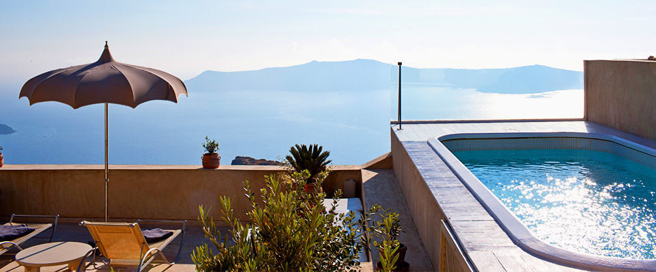 La Maltese Estate Villa ★★★★★ - Par Marine Gonindard, correspondante de VeryChic - Santorin, Grèce