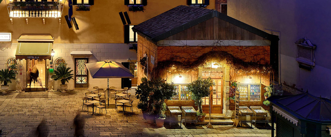 UNAHOTELS Ala Venezia - Adults Only - Atmospheric boutique hotel in the heart of Venice’s old town. - Venice, Italy