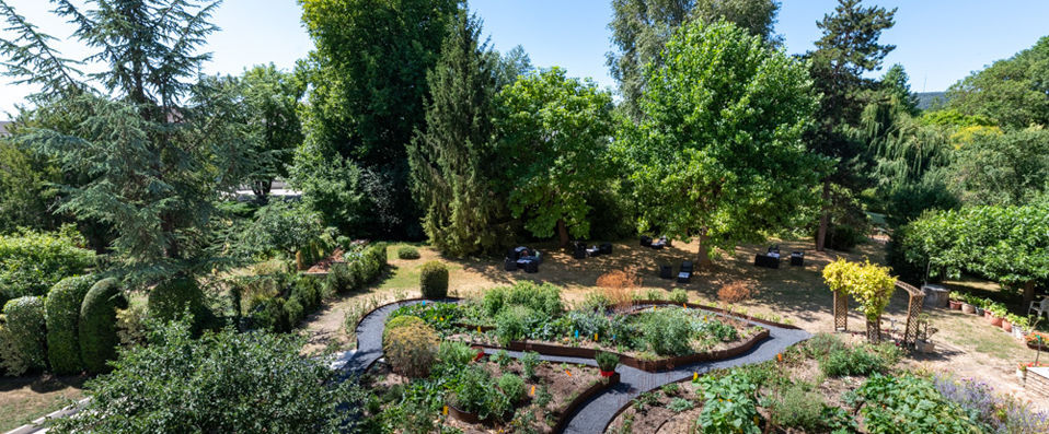 Le Richebourg Hotel Restaurant & Spa ★★★★ - Dernière minute - Parenthèse étoilée sur la Route des Grands Crus de Bourgogne. - Bourgogne, France