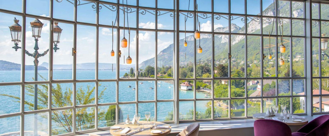 Le Palace de Menthon ★★★★★ - A regal retreat on the serene green and azure shores of Lake Annecy. - Annecy, France