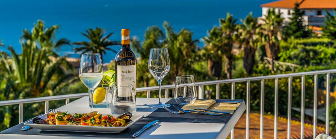 Domo 20 - A modern and sophisticated address overlooking the Gulf of Naples. - Naples, Italy