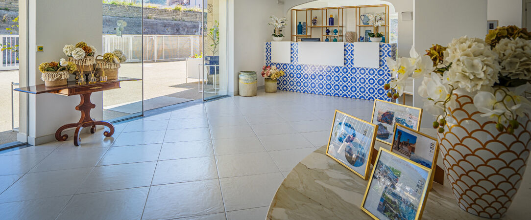 Domo 20 - A modern and sophisticated address overlooking the Gulf of Naples. - Naples, Italy