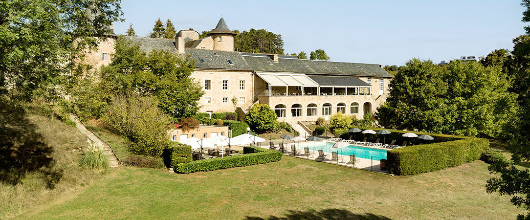 Château de Fontanges - Escape to a majestic castle in the French countryside. - Aveyron, France