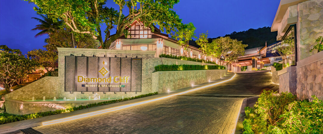 Diamond Cliff Resort & Spa ★★★★★ - A five-star resort overlooking a paradisaic beach in Thailand. - Phuket, Thailand