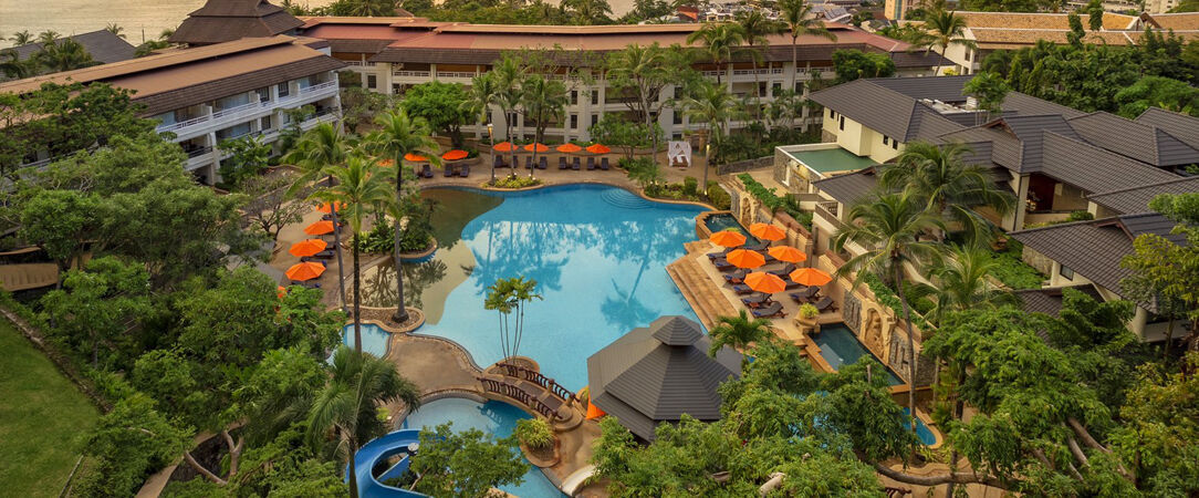 Diamond Cliff Resort & Spa ★★★★★ - A five-star resort overlooking a paradisaic beach in Thailand. - Phuket, Thailand