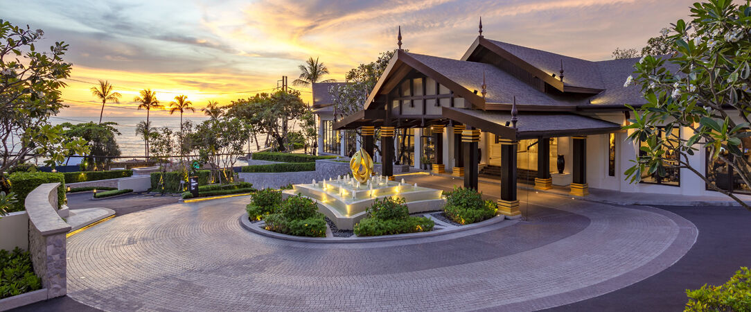 Diamond Cliff Resort & Spa ★★★★★ - A five-star resort overlooking a paradisaic beach in Thailand. - Phuket, Thailand