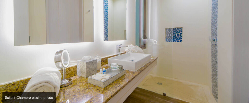 K'uyen Hotel boutique - Adults Only - Un voyage dans le calme et le luxe à Tulum, où votre suite élégante vous offre le plaisir d’une piscine privée. - Tulum, Mexique