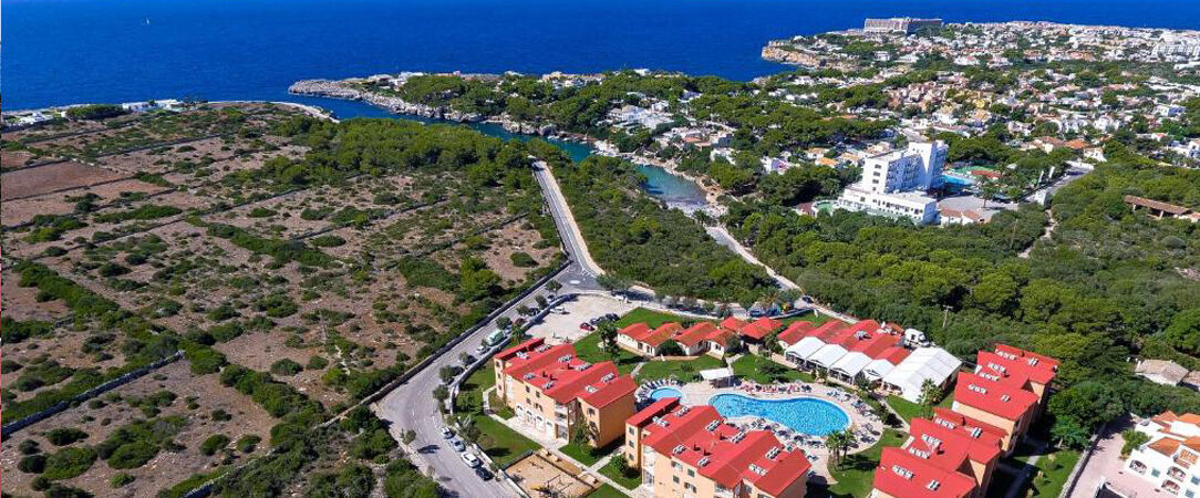 Pierre & Vacances Resort Menorca Cala Blanes - A quelques pas des eaux cristallines de Cala en Blanes. - Minorque, Espagne