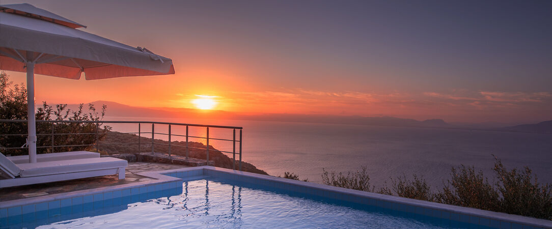 Searock Exclusive Villas Resort - Your very own villa escape overlooking the deep blue ocean waters. - Péloponnèse, Grèce