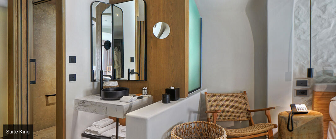 Radisson Blu Zaffron Resort - Adults Only ★★★★★ - Dans le bleu des Cyclades, séjour de luxe à Santorin. - Santorin, Grèce