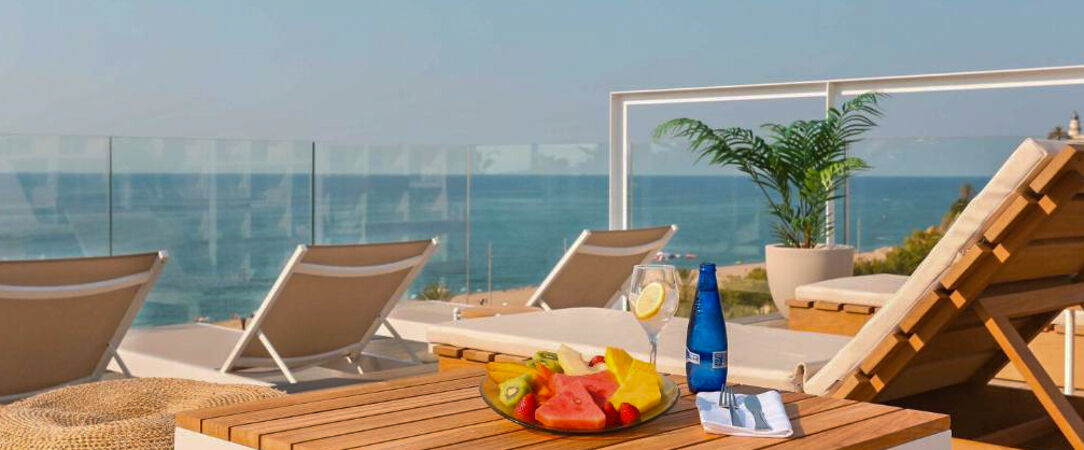 Hotel Kaktus Playa ★★★★★ - Modern & elegant wonder on the coast of the peaceful Mediterranean Sea. - Catalonia, Spain