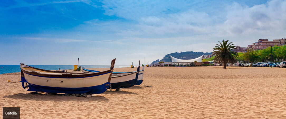Hotel Kaktus Playa ★★★★★ - Modern & elegant wonder on the coast of the peaceful Mediterranean Sea. - Catalonia, Spain