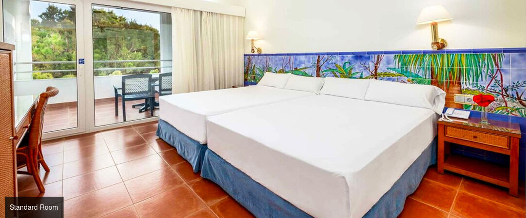 Playacartaya Aquapark & Spa Hotel ★★★★ - A fantastic beachfront hotel, ideal for a carefree family holiday. - Andalusia, Spain