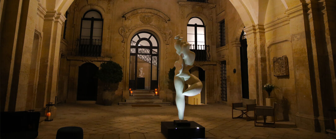 Palazzo Bozzi Corso by La Fiermontina ★★★★★ - Luxe, histoire & élégance à Lecce dans le beau Salento. - Les Pouilles, Italie