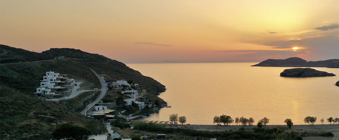 Amal Luxury Suites & Villas - Discover the true meaning of the Greek essence by staying at the magical Amal Suites. - Kythnos, Greece