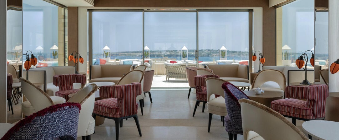 Grand Hotel Des Etrangers ★★★★★ - Inimitable Italian style overlooking the historical harbour of Syracuse. - Sicily, Italy