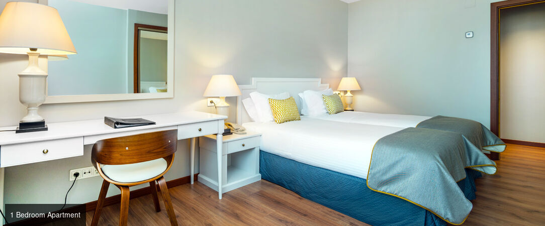Gaia Residence ★★★★ - Charismatic & spacious accomodation right in the heart of captivating Porto. - Porto, Portugal