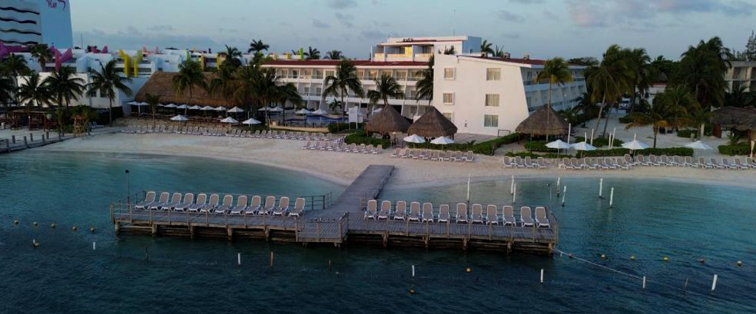 Cancun Bay All Inclusive Hotel ★★★★ - Séjour familial en formule All Inclusive les pieds dans l’eau turquoise de Cancún, entre détente et plaisir. - Cancún, Mexique