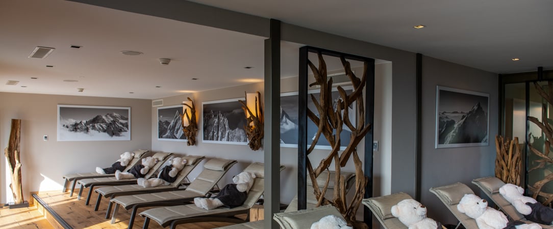 Everness Hotel & Resort ★★★★ - A mountain retreat with a delicious menu overlooking Lake Geneva. - Canton of Vaud, Switzerland