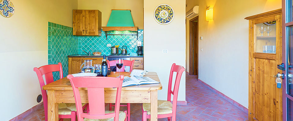 Villa I Laghi Apartments - Countryside villas nestled in the Tuscan hills - Tuscany, Italy