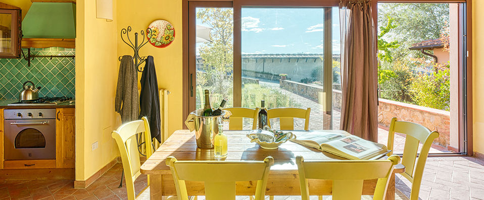 Villa I Laghi Apartments - Countryside villas nestled in the Tuscan hills - Tuscany, Italy
