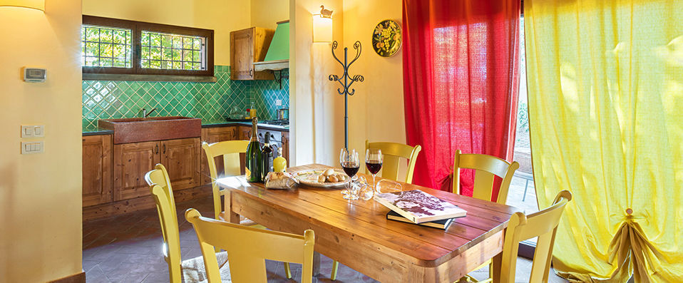 Villa I Laghi Apartments - Countryside villas nestled in the Tuscan hills - Tuscany, Italy