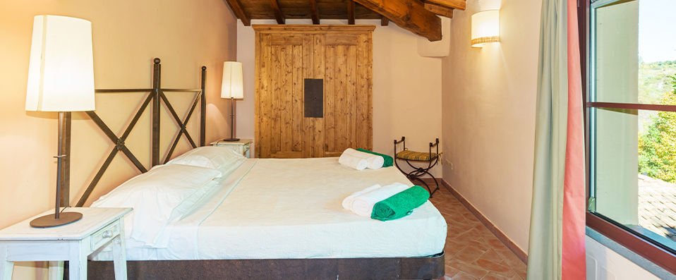 Villa I Laghi Apartments - Countryside villas nestled in the Tuscan hills - Tuscany, Italy